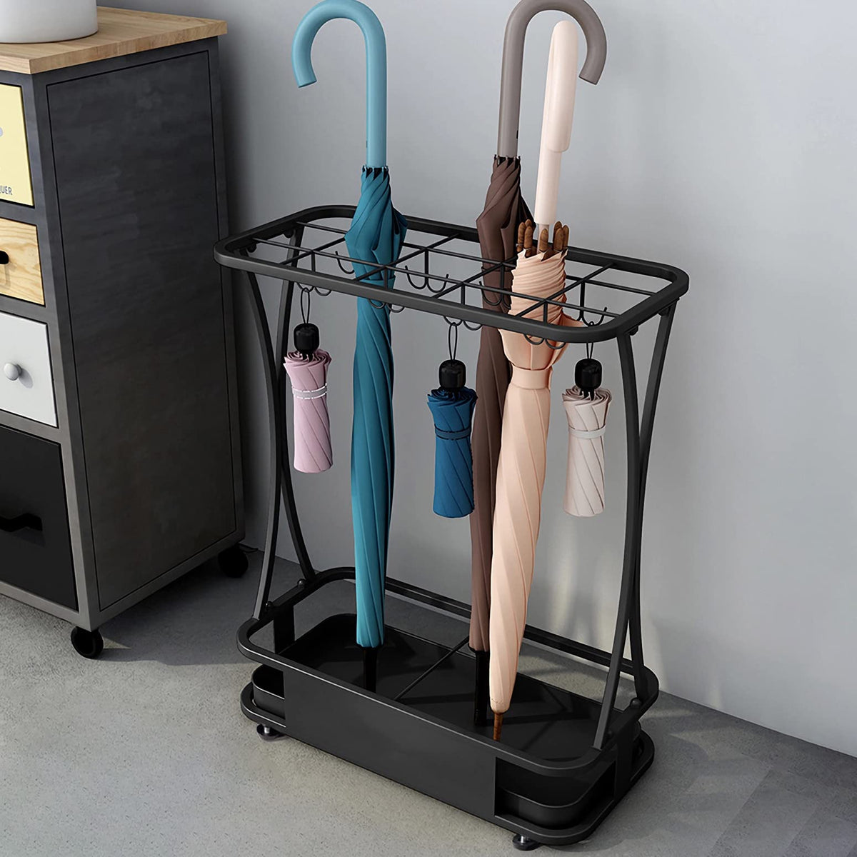 Black Iron Umbrella Rack, 15 Slots and 16 Hooks, Holds About 31